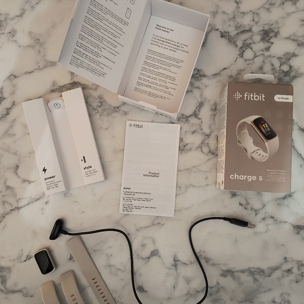Fitbit Charge 5